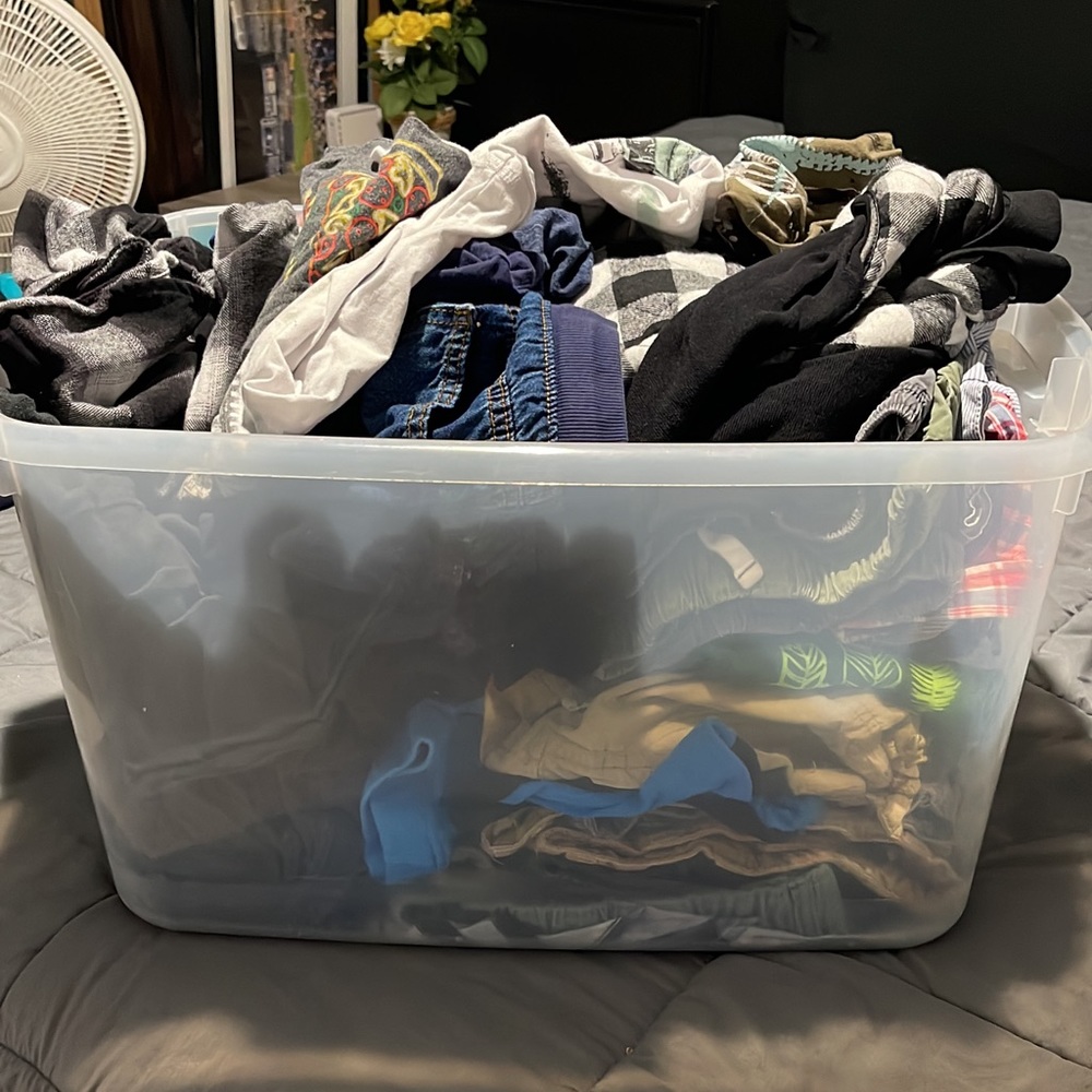 Bundle of 4t boys clothes